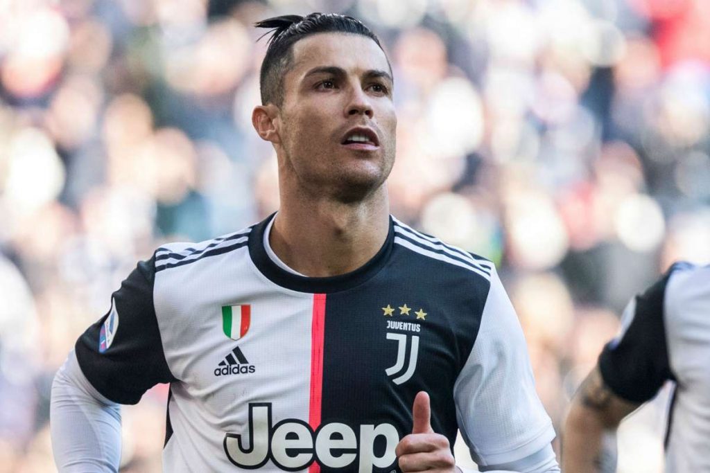 Cristiano Ronaldo bị gọi là tội đồ khi Juventus